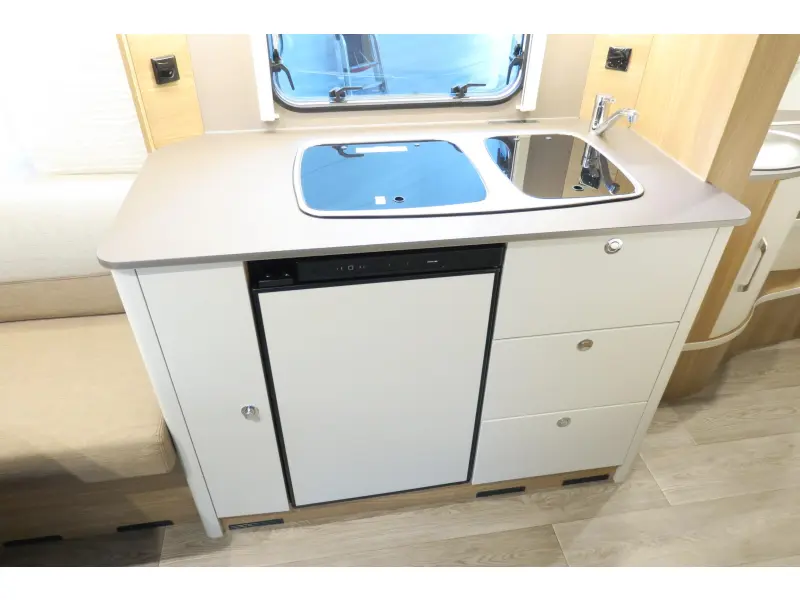 Bürstner Premio 450 TS MOVER+LICHTGEW.ACCU  foto: 6