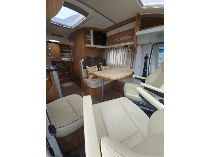 Hymer T 674 SL Star Edition 2010  foto: 12