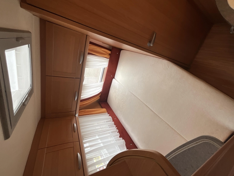 Knaus Azur NL Premiumline 450 FU VOORTENT-MOVER  foto: 7