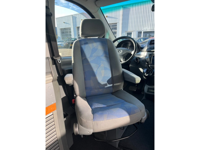 Westfalia Viano 2.2 Cdi Aut. Marco Polo Airco, cruise, Luifel. photo: 14