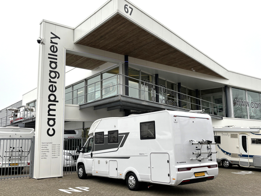Adria Matrix 650 DC QUEENSBED + HEBEBETT + FACE TO FACE 2023 Foto: 20