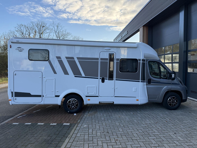 Carado T448 Pro+ Autom&aacute;tico 5 plazas de asiento y cama foto: 4