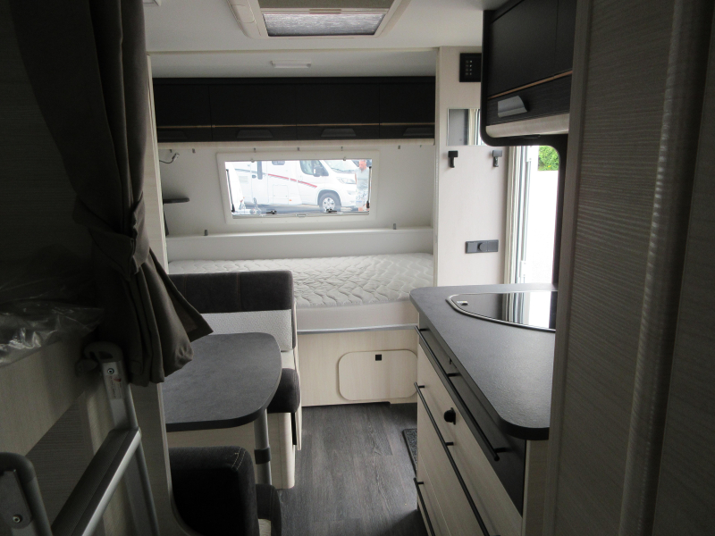 Caravelair Artica 496 MOVER AIRCO LUIFEL photo: 9