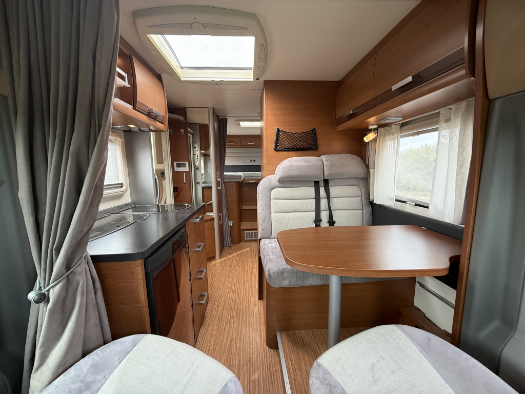 KNAUS Sun ti 650 Meg photo: 2