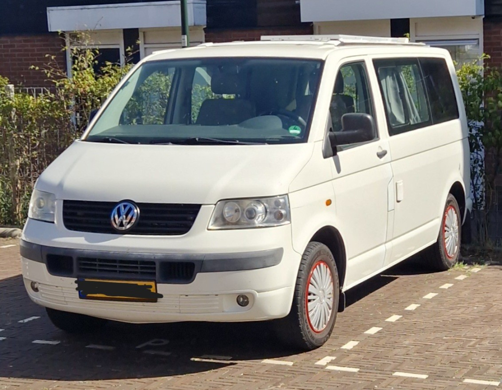 Volkswagen T5 foto: 17