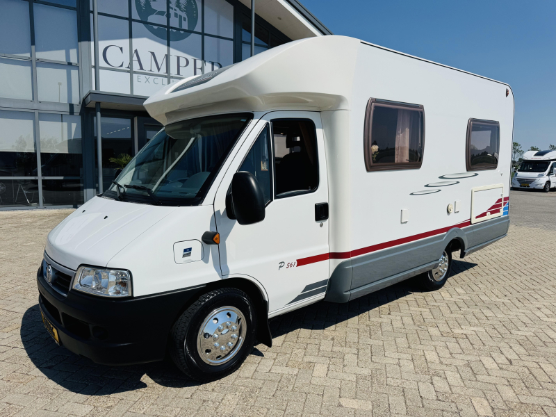 Homecar P 561 Aire acondicionado de motor Cama francesa foto: 7