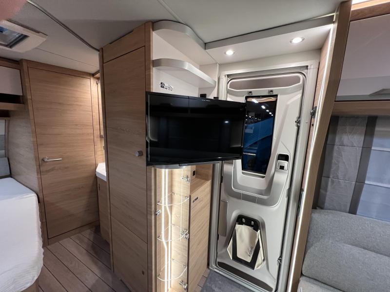 Knaus Sudwind 450 FU  foto: 10