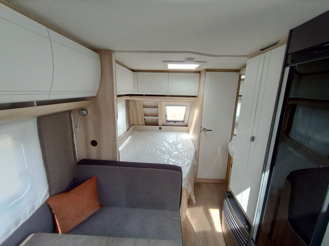 Hobby De Luxe 400 SFE Foto: 17