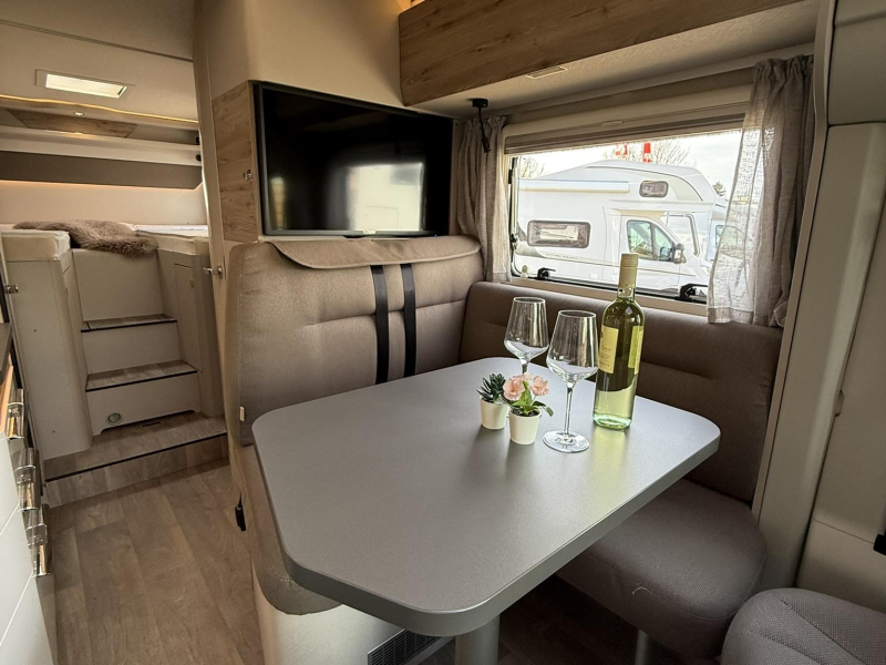 Hymer Exsis 580 T foto: 15