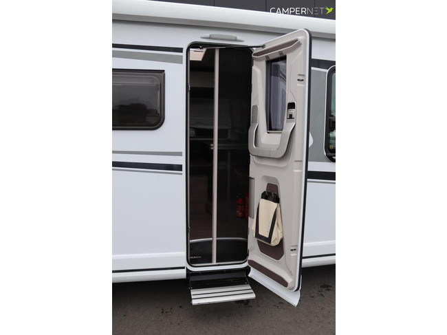 Knaus Live I 650 MEG 140hp 2.3 Multijet | Electric bike rack | Maxxfan | Reversing camera | Single beds | No drop-down bed | 6.97 photo: 4