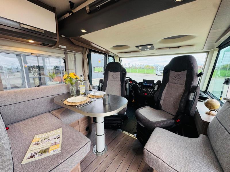 Knaus L!ve I 650 MEG Autom&aacute;tico Camas individuales foto: 18
