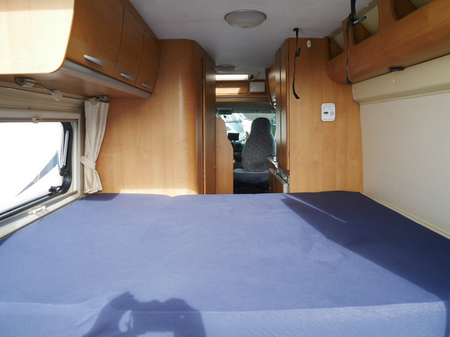ROLLER Team Livingstone 2, 6 Meter Buscamper, Dwarsbed, Van Swing foto: 19