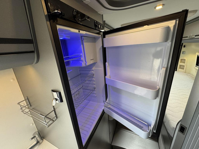Adria Twin 640 SLX Enkele bedden 6.40m foto: 14