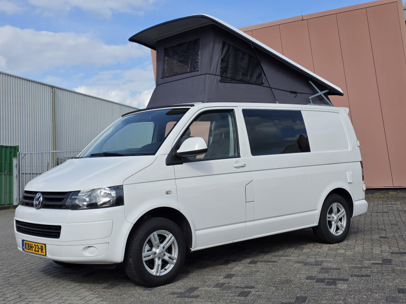 Volkswagen T5 2 TDI 4 persoons hefdak 2014  foto: 2