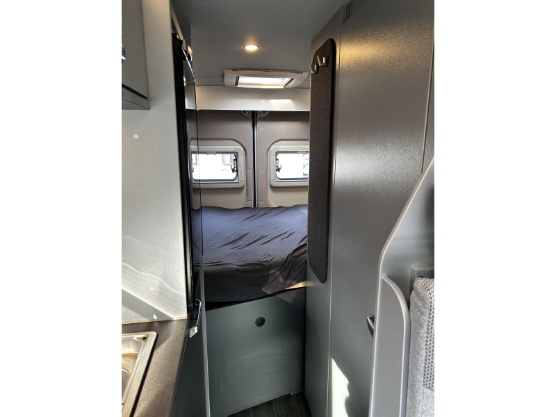 Weinsberg CaraTour 600 MQ Dwarsbed/9-traps automaat  foto: 18