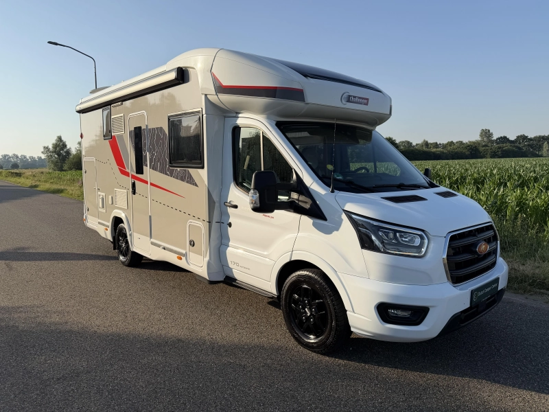 Challenger Graphite Premium 260 Webasto, Solar photo: 26