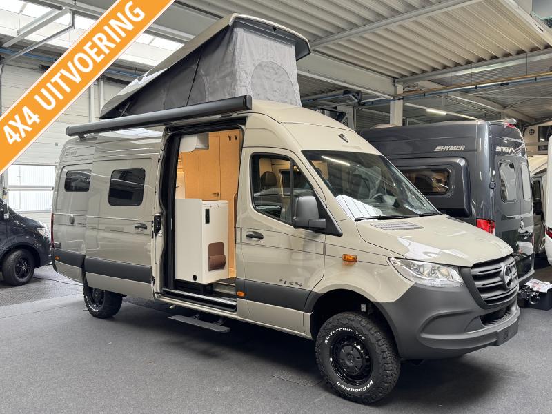 Hymer Grand Canyon S 700 4x4 - lifting roof - length bed photo: 0