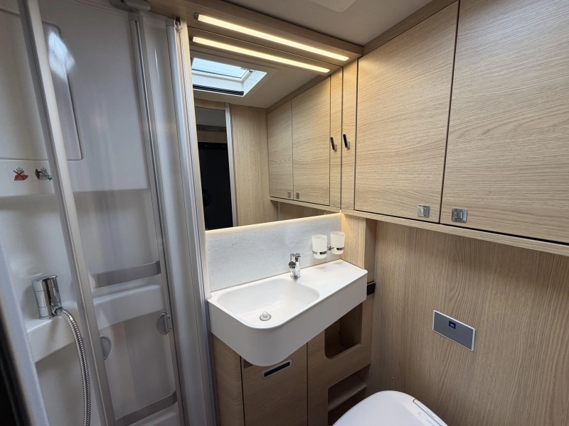 Hymer B-MC I 600 Levelsysteem, Lithium,  foto: 19