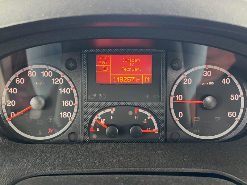 Carthago Chic C-Line I 5.0 QB queensbed , automaat  foto: 21