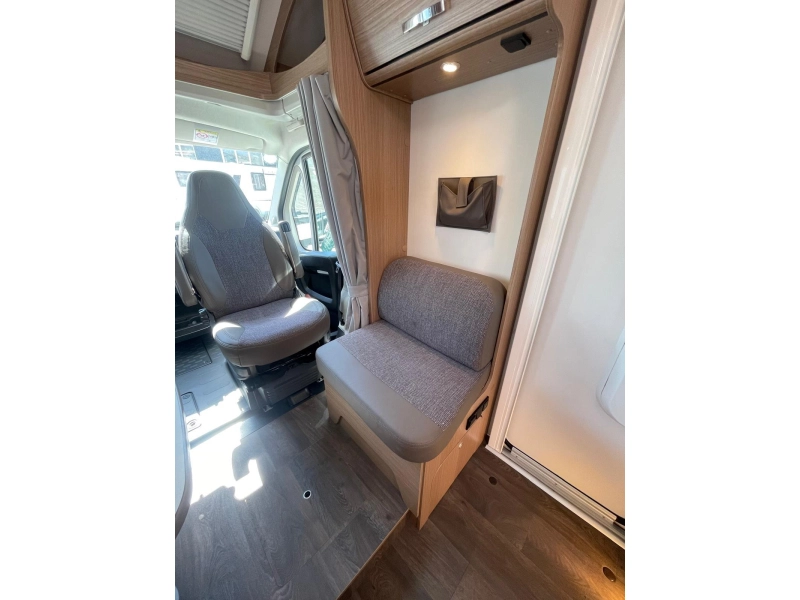 Hymer Carado 449 T Foto: 11