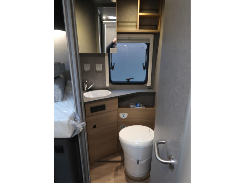 Dethleffs Trend 7057 EBL FACE TO FACE AUTOMATIK Foto: 9