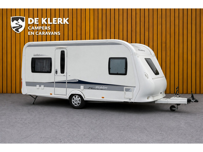 Hobby DE LUXE 460 UFE Foto: 0