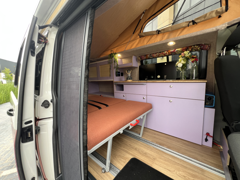 Volkswagen T6 Two-tone 2019 4 persoons foto: 7
