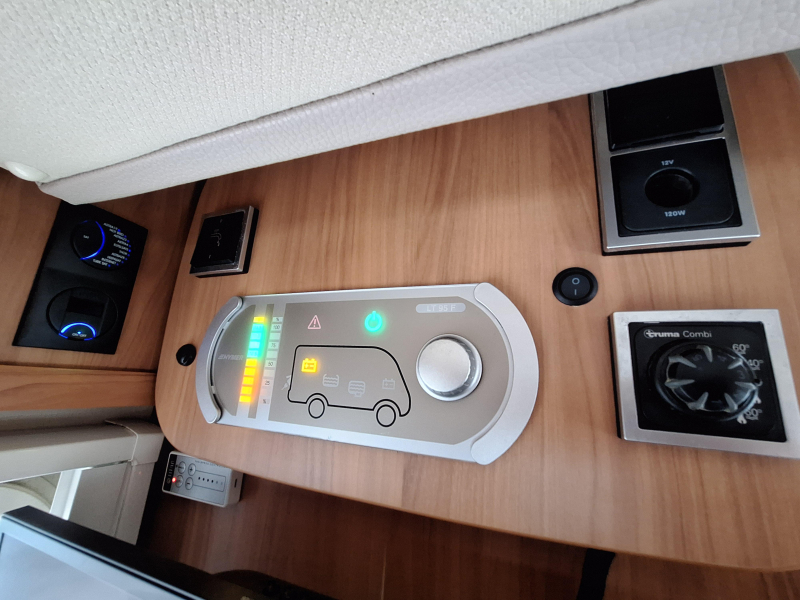 Hymer Tramp CL -2 APARTE BEDDEN+HEFBED  foto: 17