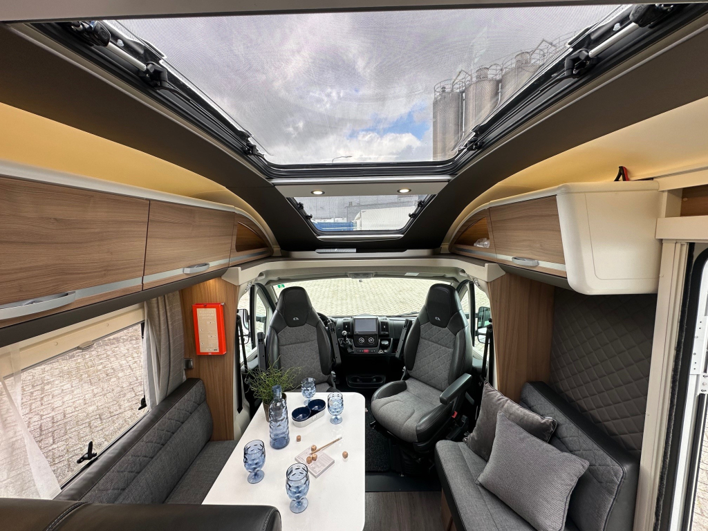 ADRIA CORAL 670 SL AXESS foto: 32