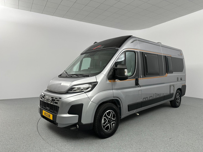 Malibu Van Diversity 600 DB K Charming GT Skyview foto: 22