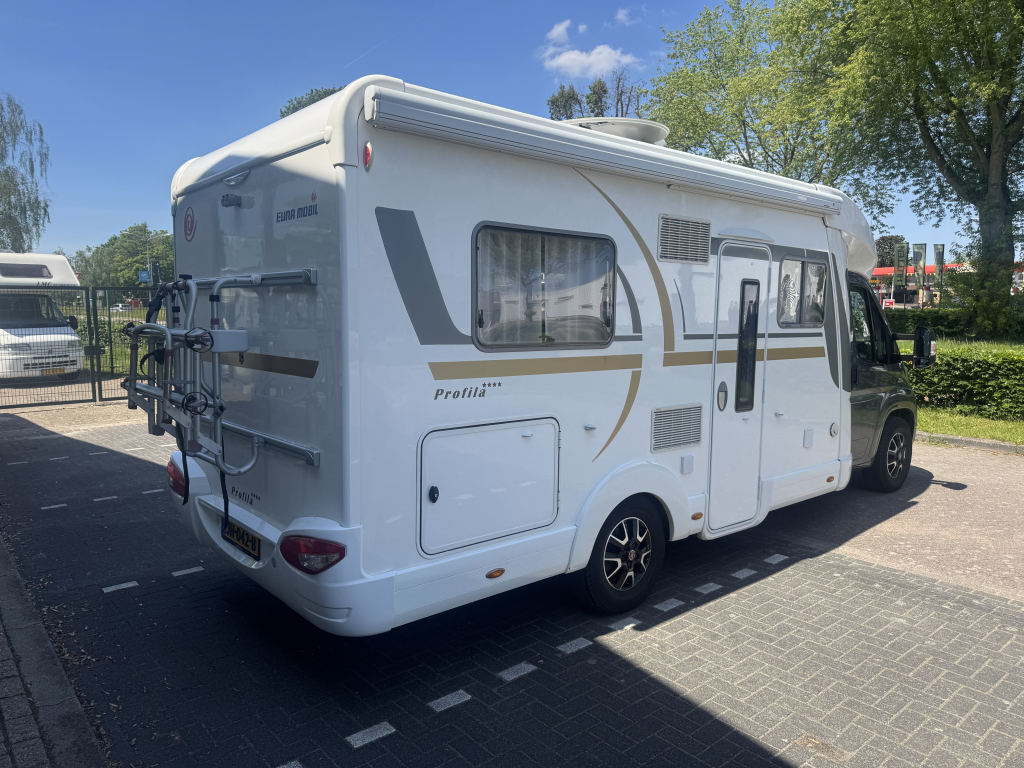Eura Mobil Profila T 670 SB foto: 3