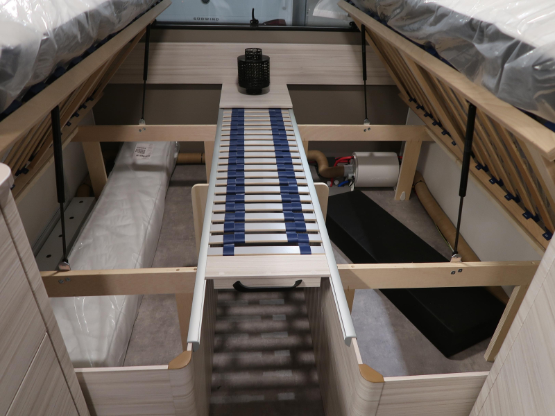 Dethleffs C'Joy 460 LE SINGLE BEDS, LIGHTWEIGHT photo: 20