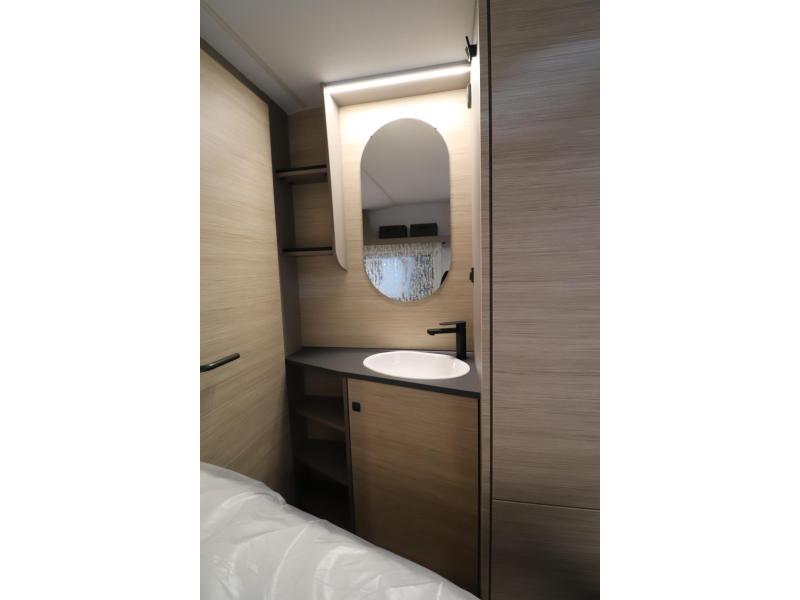 NEXT 380 LICHTGEWICHT PRIMEUR  foto: 16