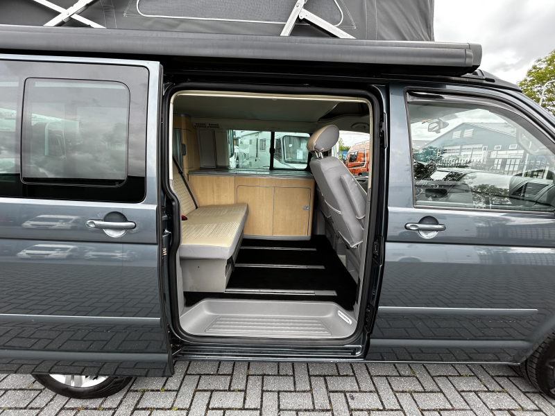 Volkswagen Westfalia California Hefdak/5-cil/4.7m/2009  foto: 6