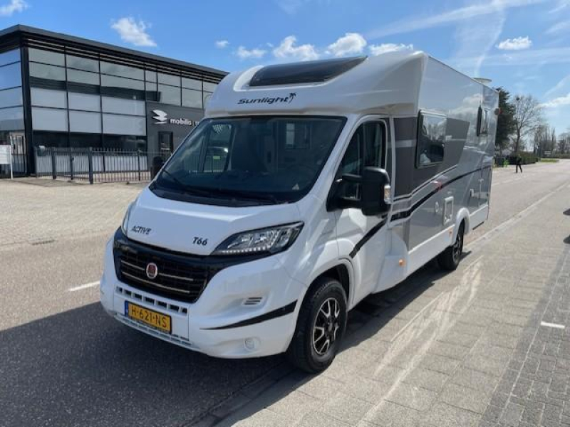 Sunlight T 66 Sky View + Fietsendrager  foto: 1