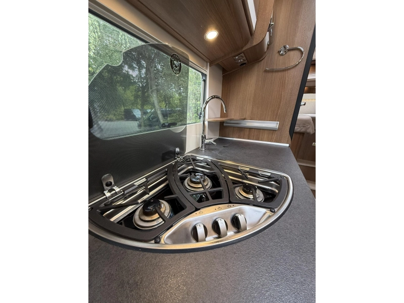 Carthago C-Tourer T 143 LE  foto: 11