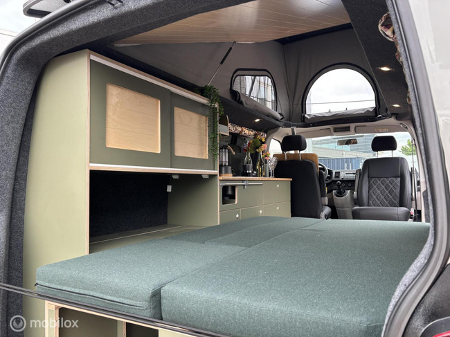 Volkswagen T6 2017 Buscamper Nevada Two-tone! Foto: 17