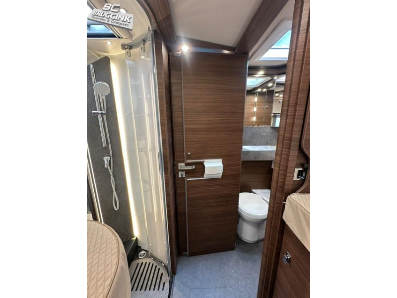 Carthago Chic C-Line T 4.9 LE MERCEDES photo: 14