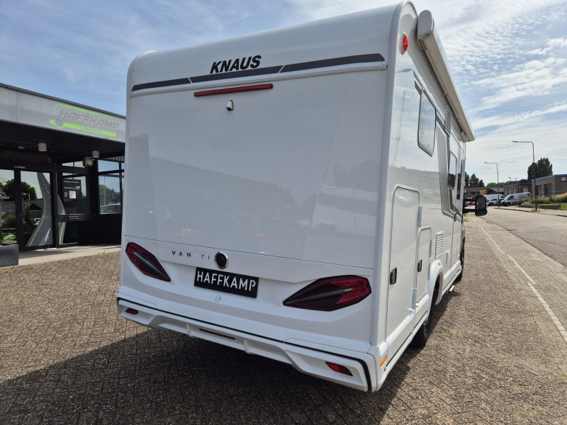 Knaus Vansation Van Ti 650 MEG 180pk automaat 2x airco  foto: 1