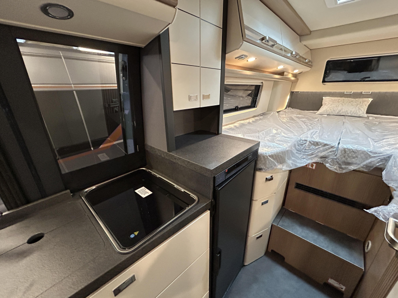 Malibu Genius 641 LE Mercedes Benz - Nieuw  foto: 13