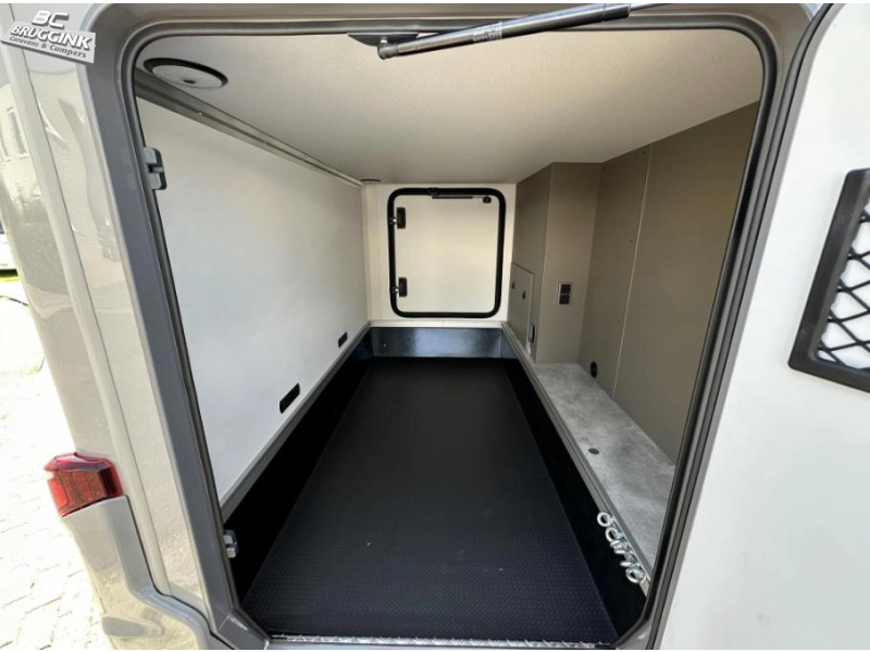 Hymer GT-S 600 XL Bed  foto: 2