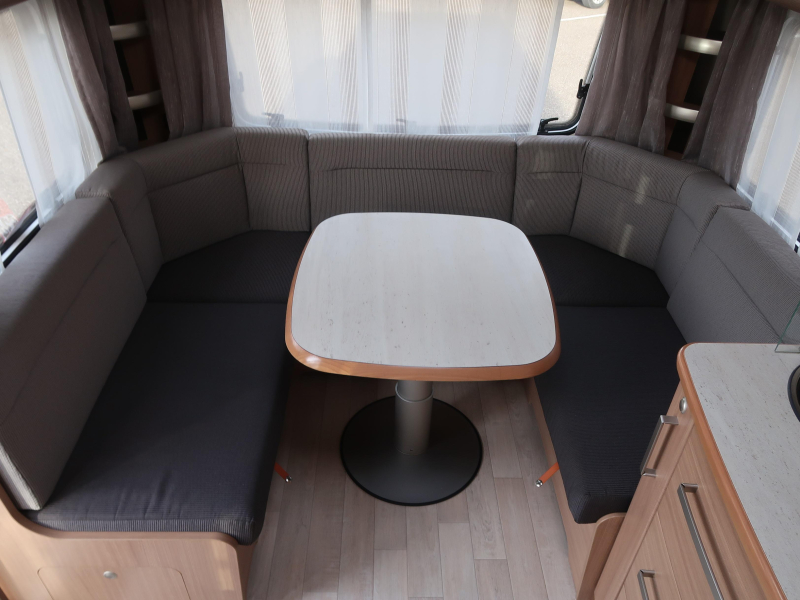 Fendt Bianco 465 SFB MET MOVER EN LUIFEL  foto: 2