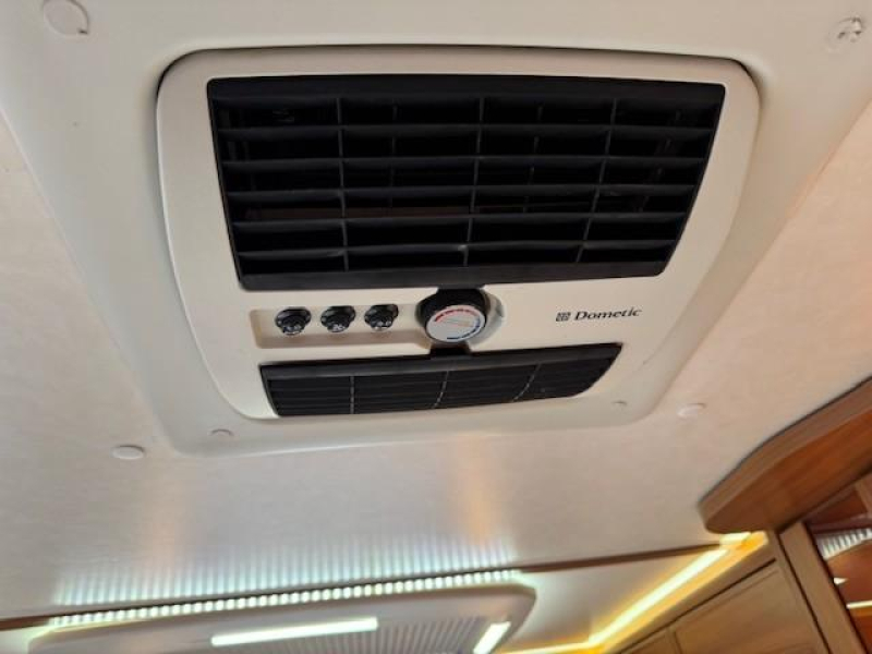 Wilk Sento 530 UE Mover airco luifel  foto: 12