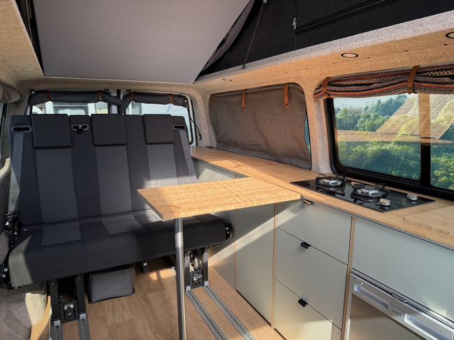 Volkswagen CALIFORNIA / Free storage photo: 6