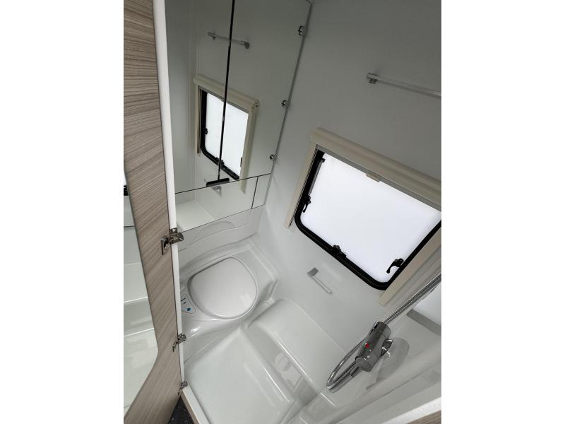 Adria Altea 502 UL 60 jaar actie model  foto: 8