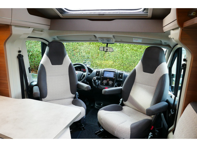 Knaus VAN Ti Vansation 650 MEG 140 PS Euro 6 Fiat Ducato **Einzelbetten/Satelliten-TV/Navi/Kamera/Nur 15.360 km/1. Besitzer/Wie neu Foto: 6