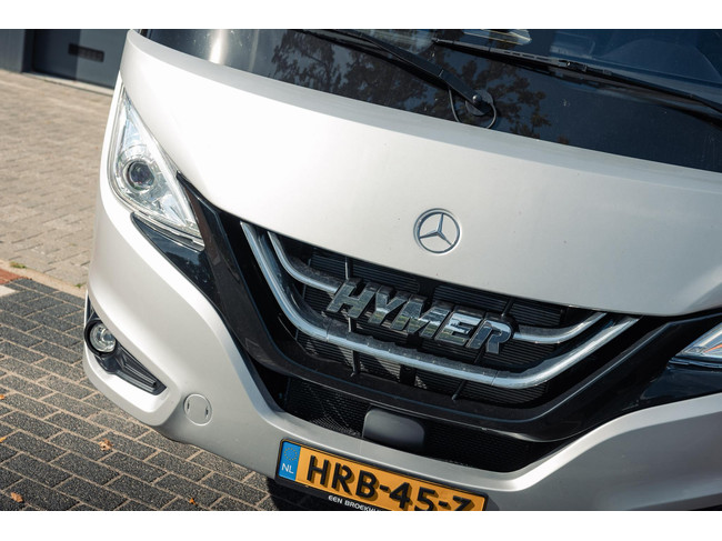 Hymer BMC-I 580 Blackline Zeer compleet.... XXL bed, level, airconditioning, etc foto: 2