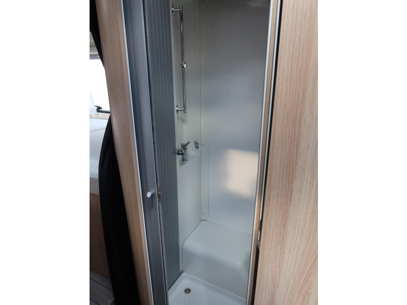 Knaus Sky TI 650 MEG AUTOMATIC 150 HP photo: 13