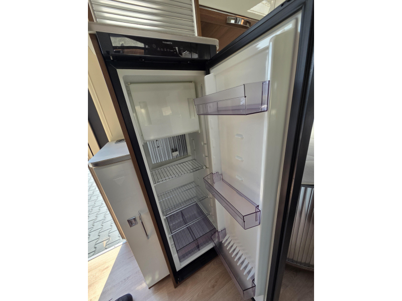 Rapido V 62 Ultieme luxe, frans bed.  foto: 16