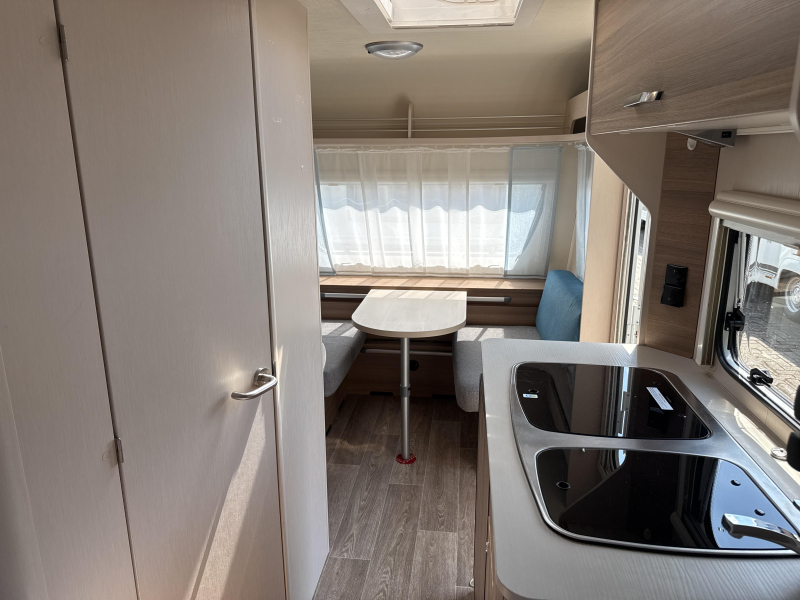 Dethleffs C'Joy 460 LE Mover/Awning/Bike rack photo: 7